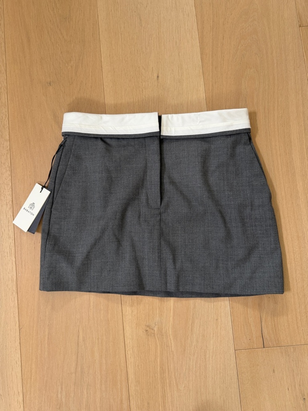 Aritzia Babaton Bureau Mini Skirt